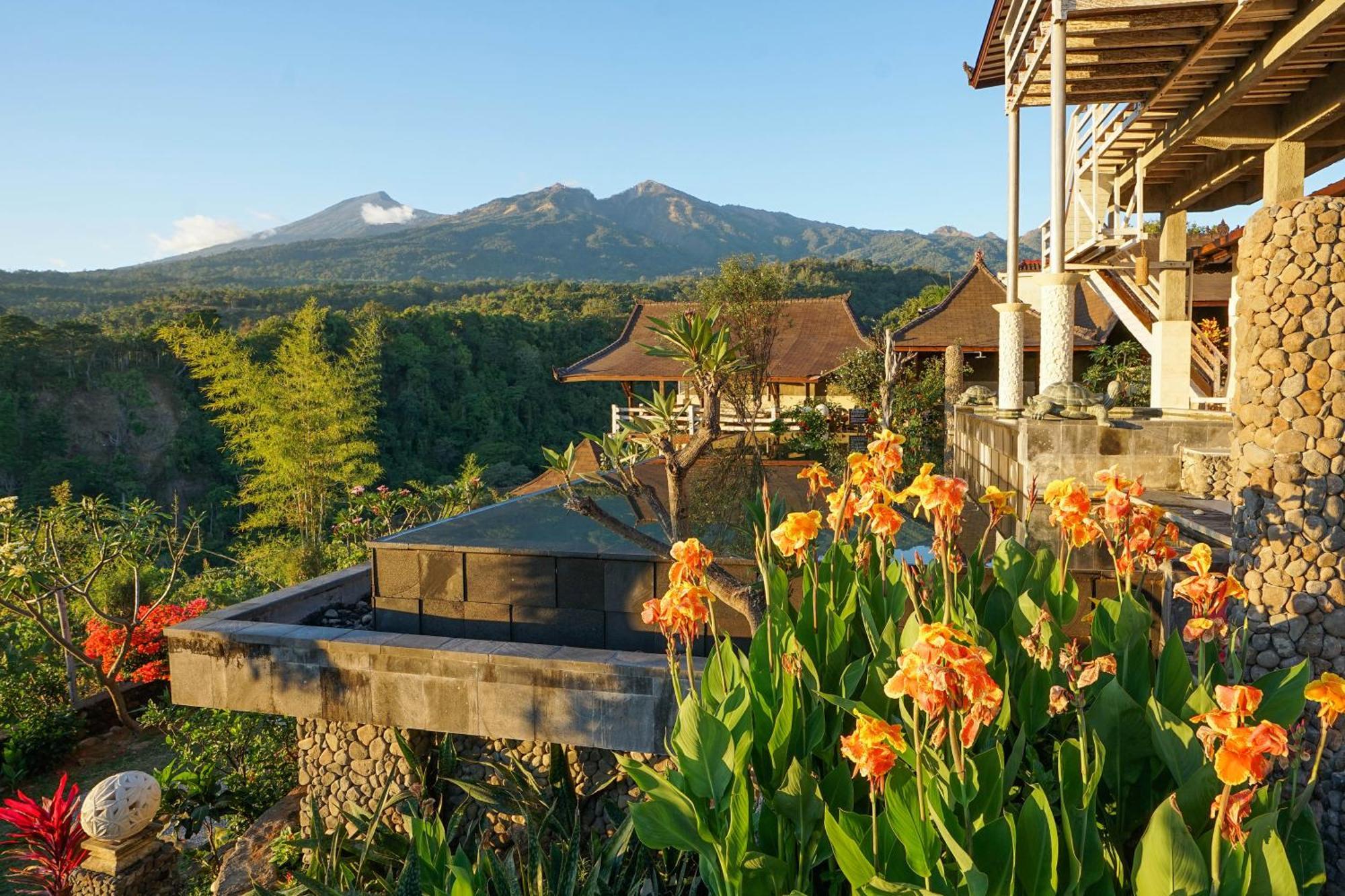 Rinjani Lodge Сенару Экстерьер фото