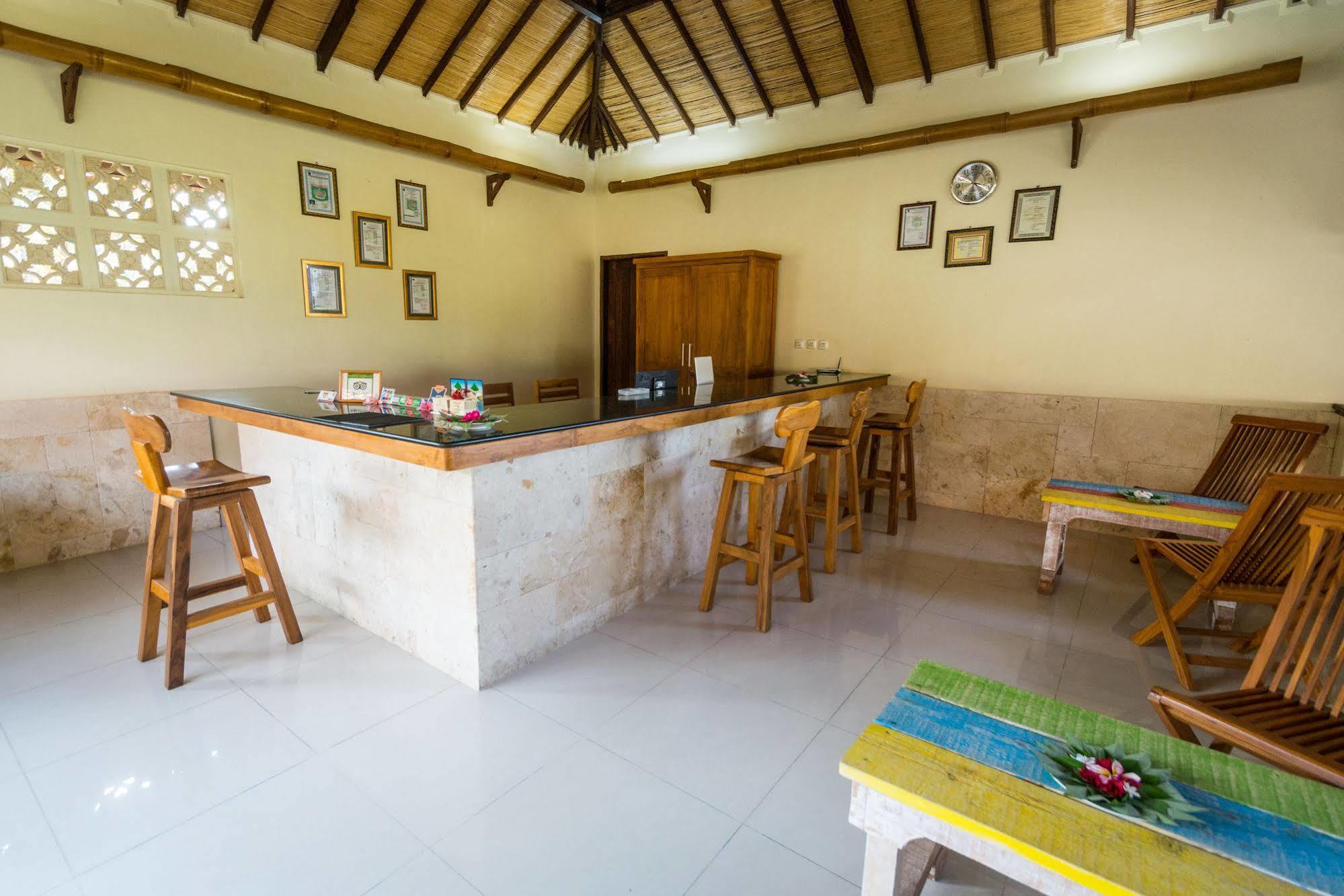 Rinjani Lodge Сенару Экстерьер фото