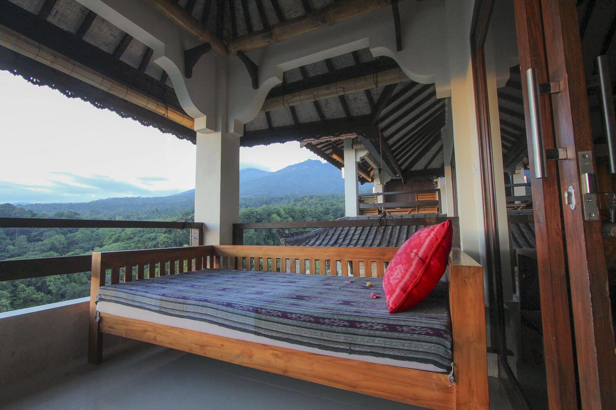 Rinjani Lodge Сенару Экстерьер фото