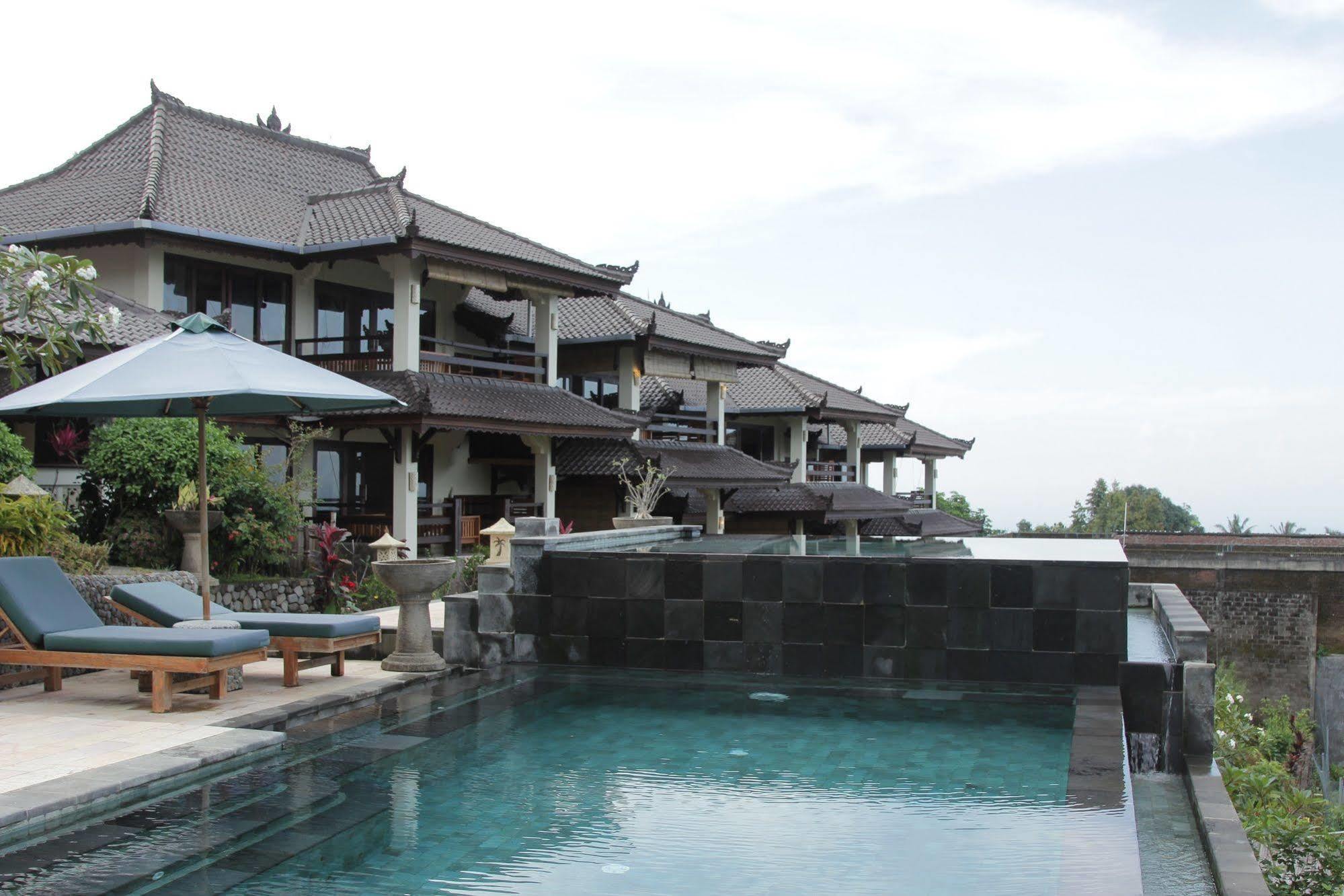 Rinjani Lodge Сенару Экстерьер фото